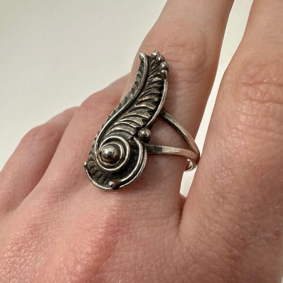 Sold - Picture 5 of 7